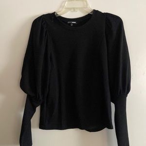 Didn’t fit too small and I didn’t wear it didn’t come with tags